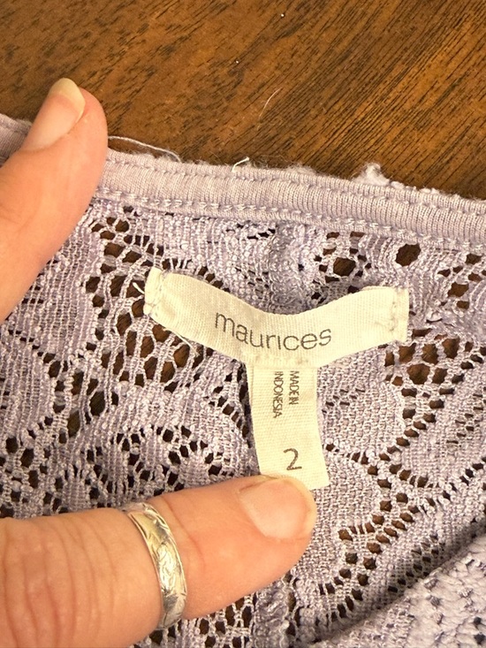 Maurices Lavender Lace Top Size 2 Boho Floral Sheer Overlay Short Sleeve - Picture 7 of 8